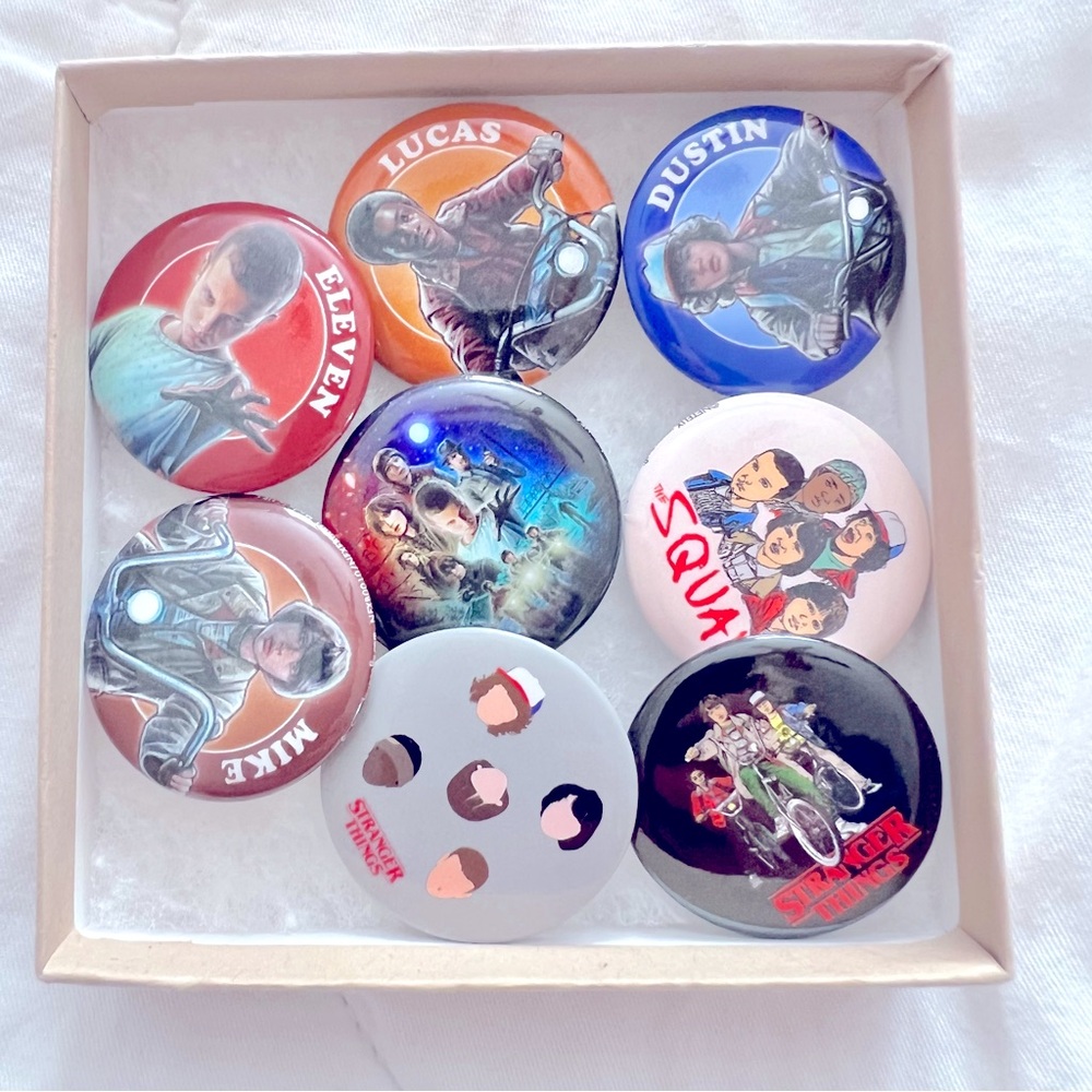 Netflix - Stranger Things 8 piece Button set